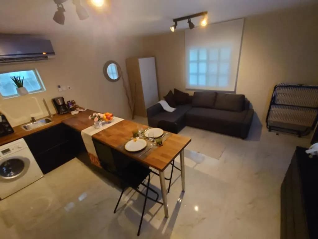V35 Backyard studio home - photo 9