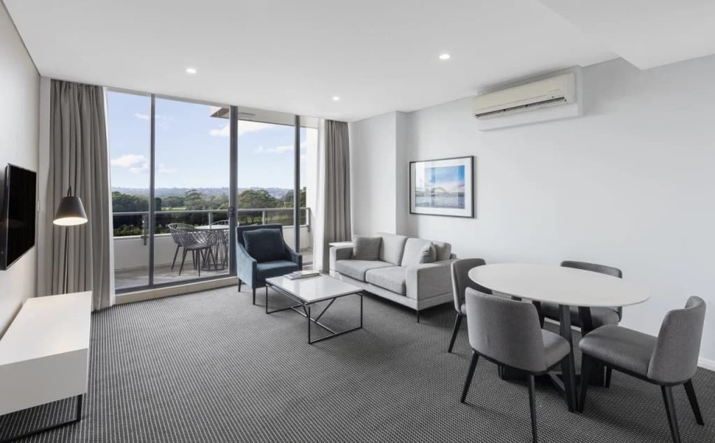 Meriton Suites Waterloo - photo 6