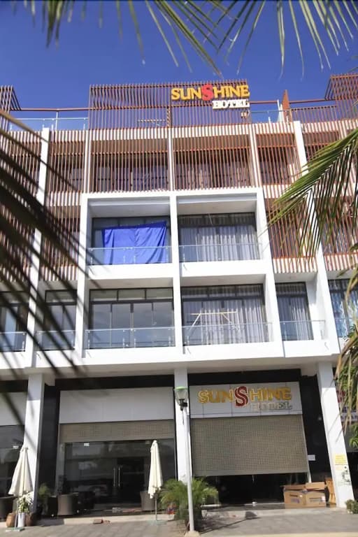 Sunshine Hotel - photo 4