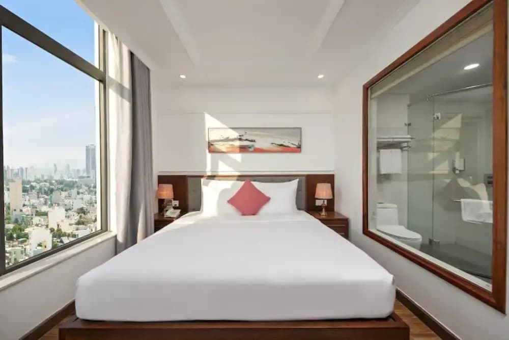 The Sail Hotel - My Khe Beach - photo 4