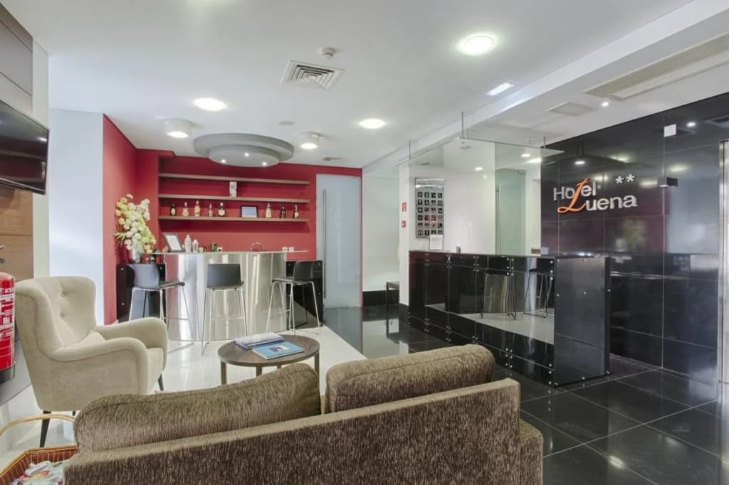 Hotel Luena - photo 2