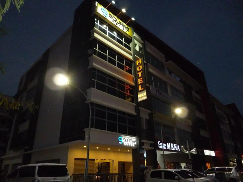 9 Square Hotel - Bangi - photo 1