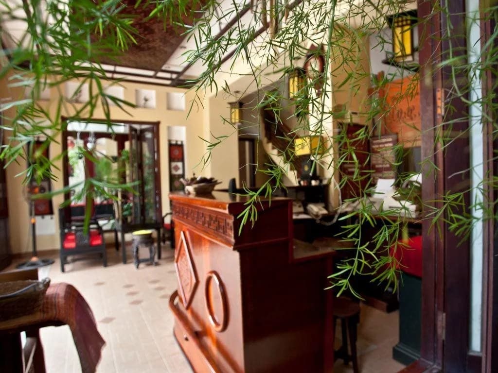 Welcome Old Town Hotel - photo 2