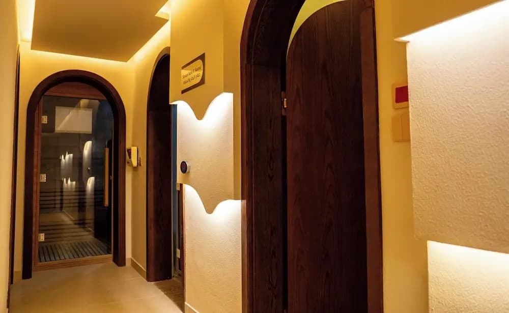 Heritage Inn Hotel Apartments - photo 11