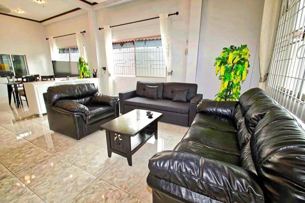 Suk Sabai Villa Pattaya - photo 3