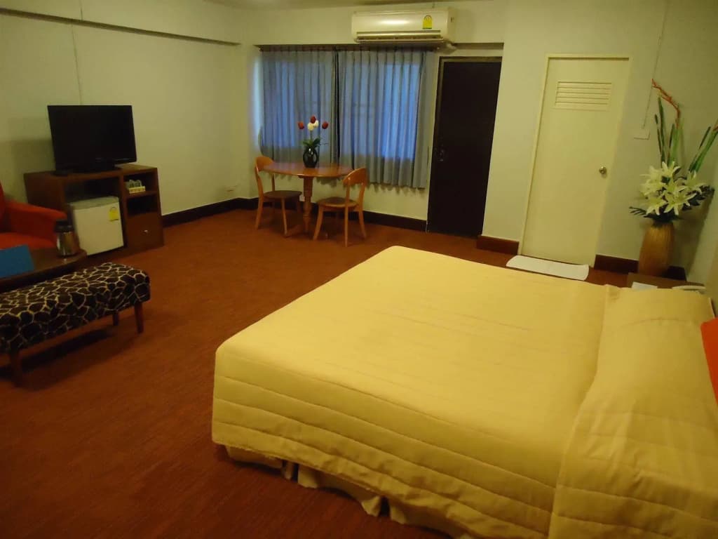 Mintara Hotel - photo 2