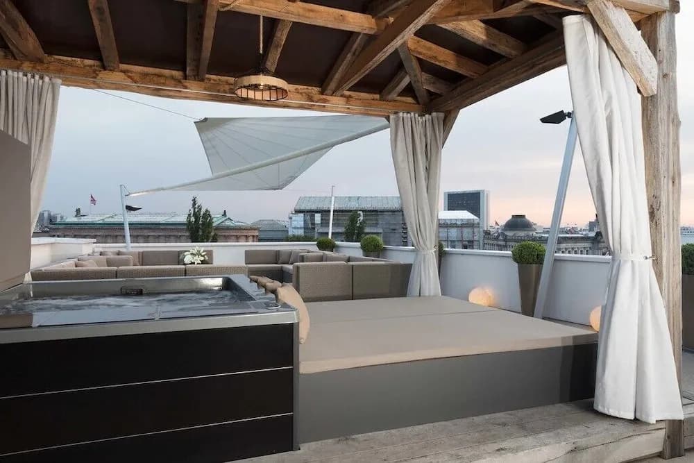 Monbijou Penthouse by Suite.030 - photo 2