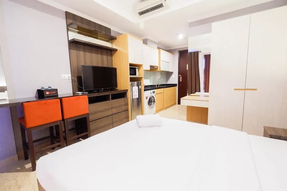 Luxurious Studio at Menteng Park Apartment - photo 34