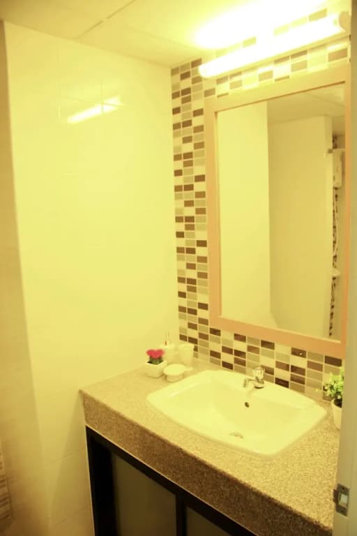Ipremium Sukhumvit 81 Hotel - photo 11