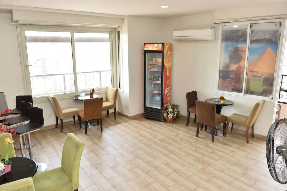 lora Altahrir hotel - photo 15