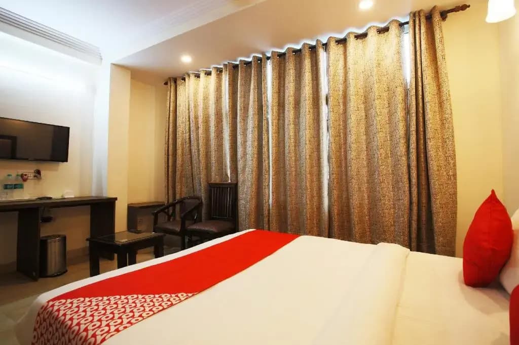 South Continental B&B by OYO Rooms - photo 7