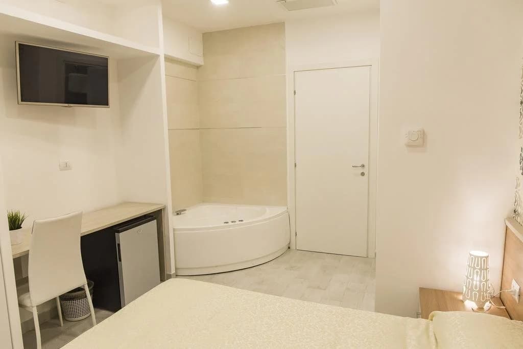 Metronia Guest House - photo 6