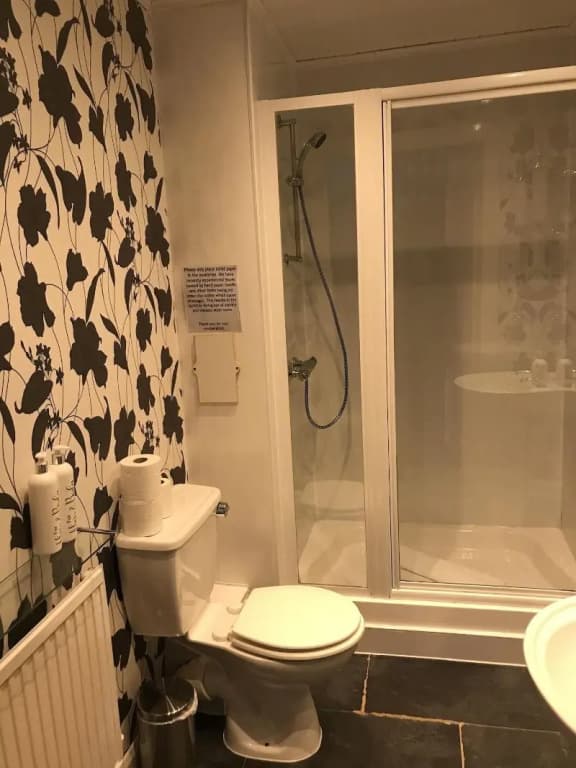 The Alexander Guest House - photo 26