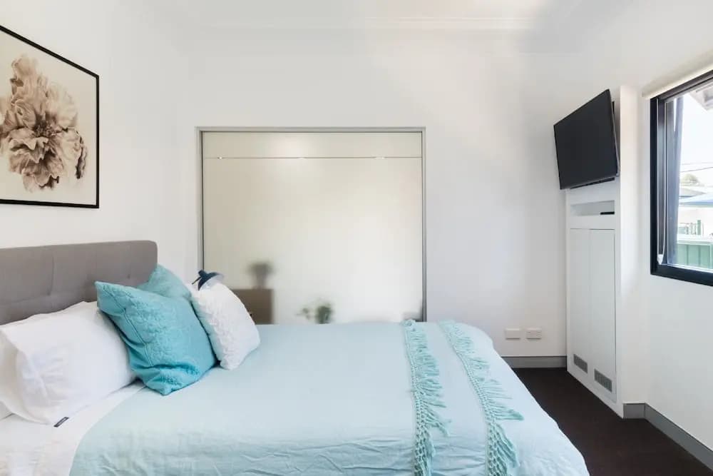 Studio 64 Oyster Bay Modern - photo 3