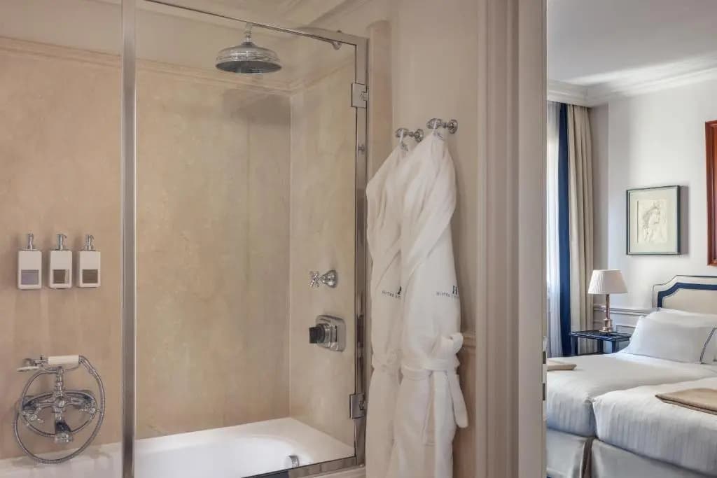 Hotel Lungarno - photo 40