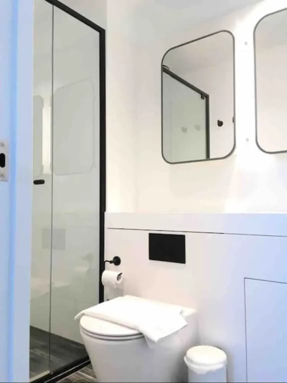 Melbourne CBD Victoria One Apartment - photo 11