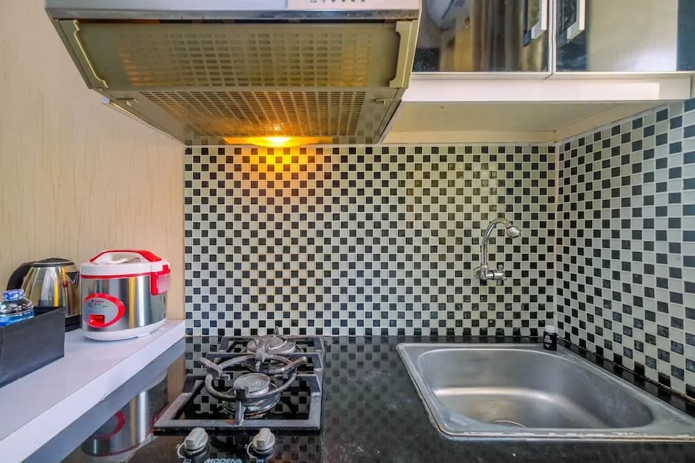 Wonderful Studio at Kebagusan City Apartment - photo 4