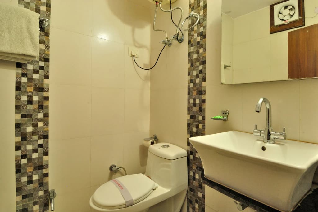 Check In Room Main Bazar - photo 8