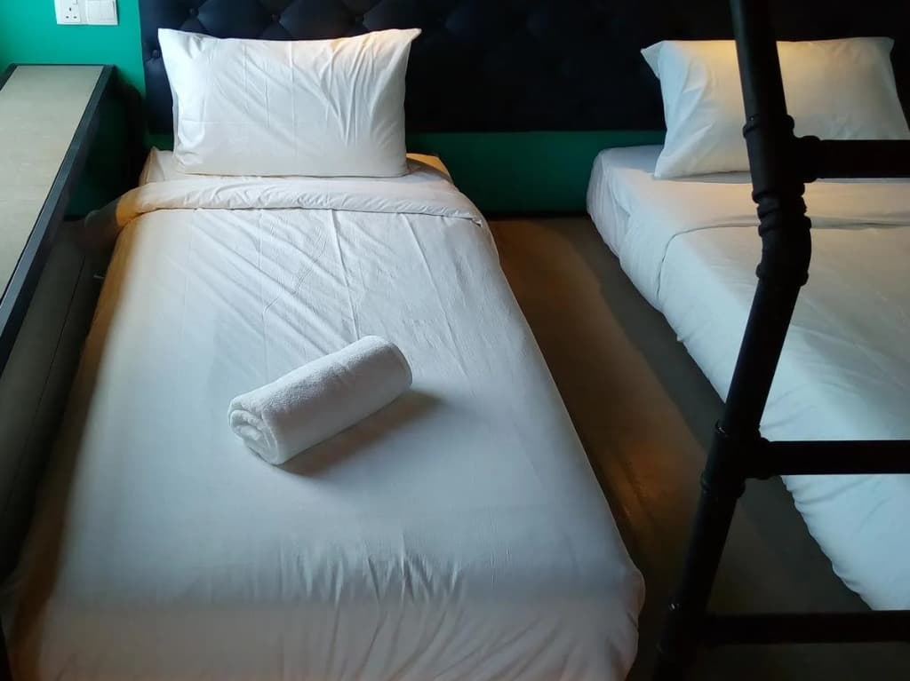 Tube Hotel Melaka - photo 4