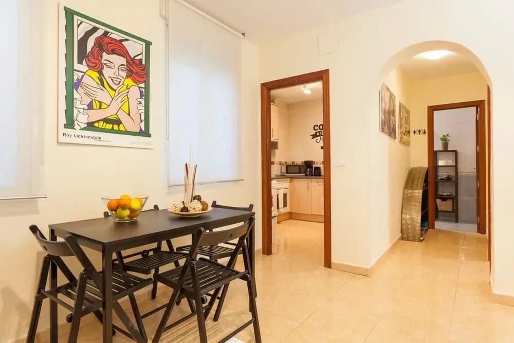Cozy Urban Apt. Historic District - Sol - photo 21