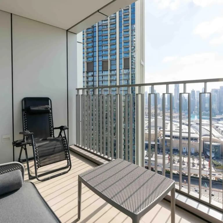 Regal 3BR Maid w Burj Khalifa View Balcony - photo 22