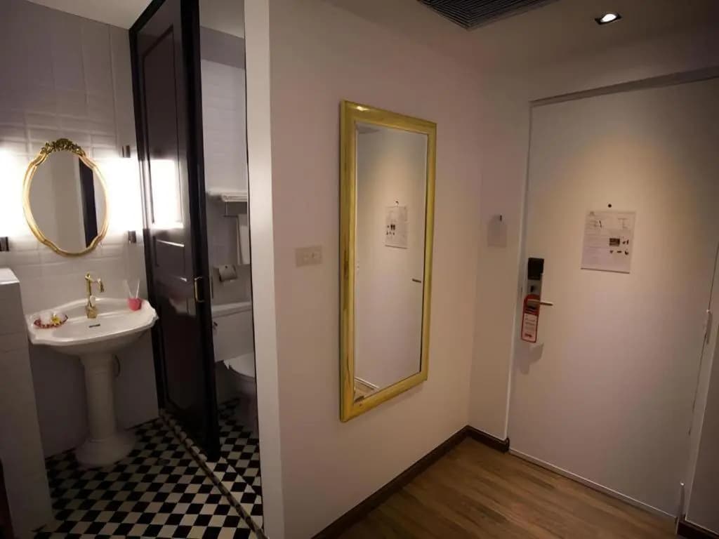 First House Hotel - photo 33