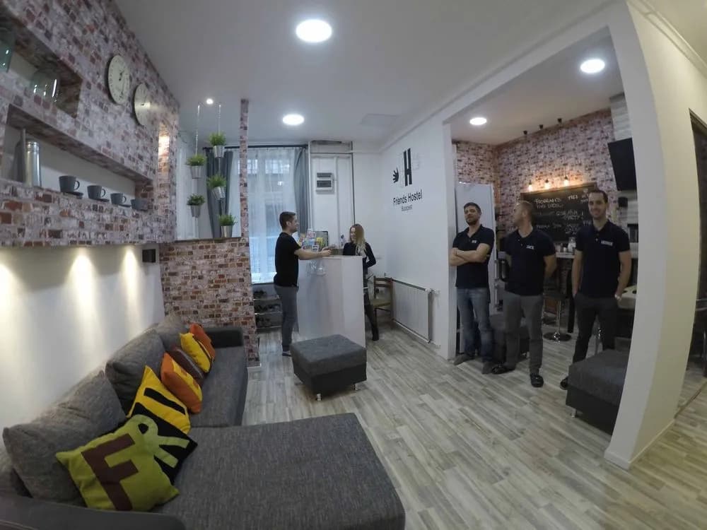 Friends Hostel - photo 2