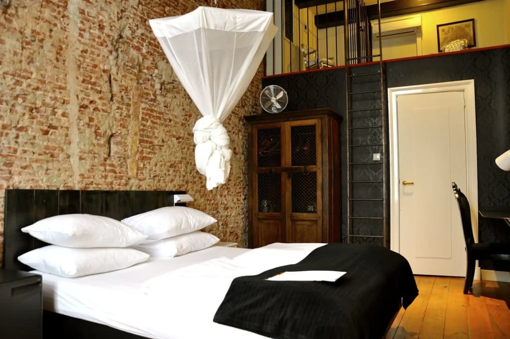 Adam's Canal House - photo 5