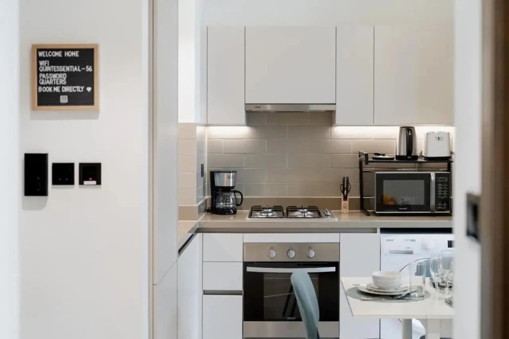 Lovely Community - Central Locale - Brand New Flat - photo 9