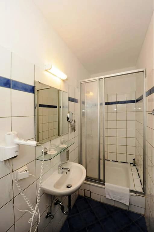 City Hotel am Kurfürstendamm - photo 8