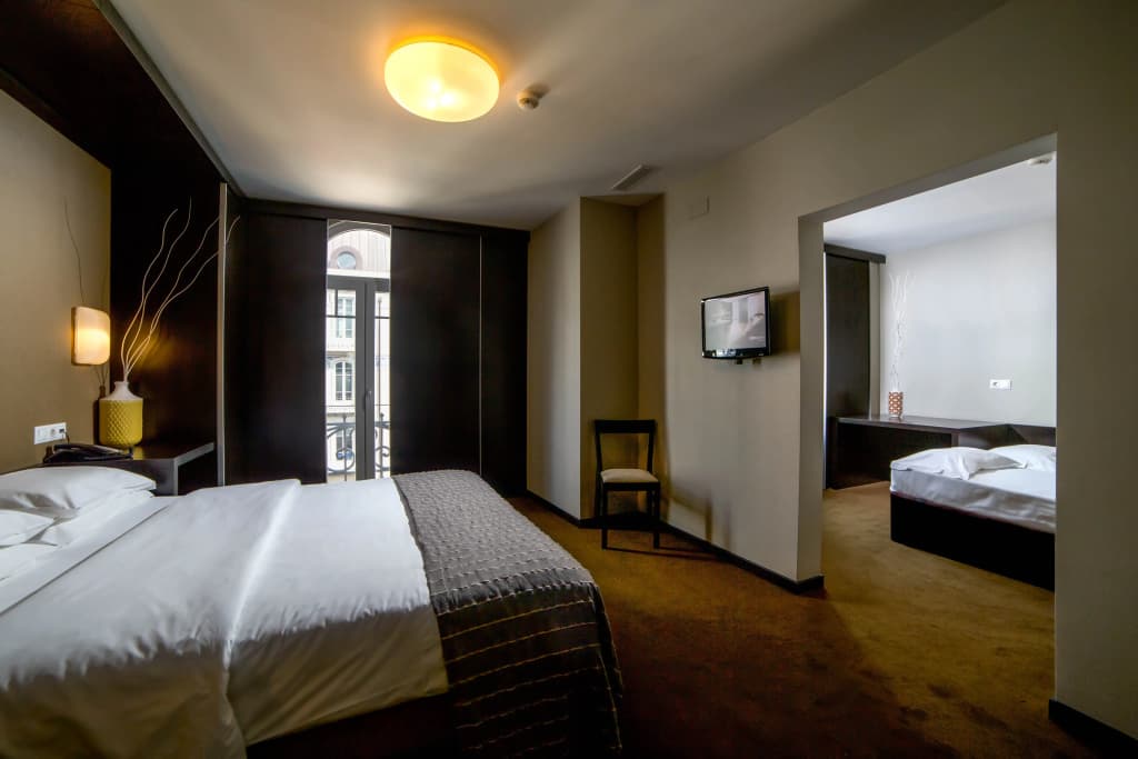 Hotel Expo Astoria - photo 4