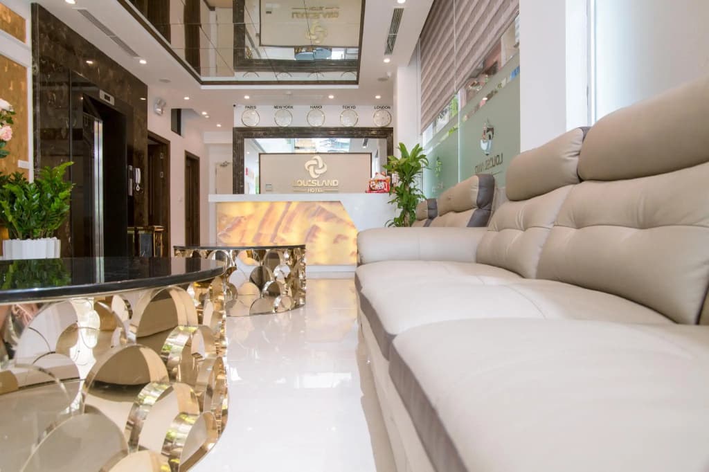 Louisland Hotel - photo 2