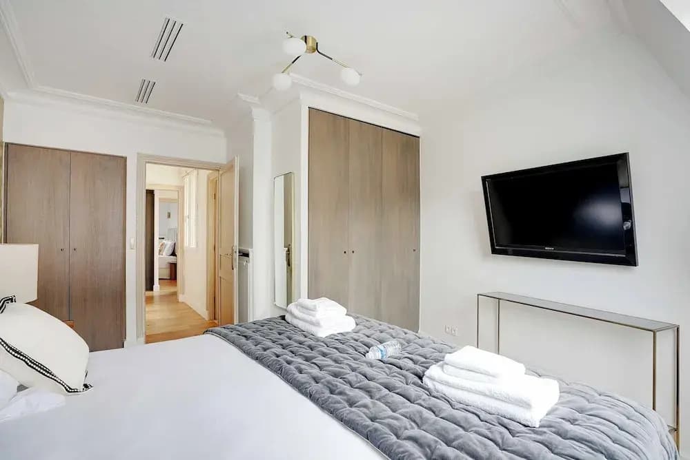 Sumptuous Apartment - 4ch/8p - Champs Elysaees - photo 3