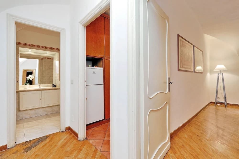 Clementina Charme - My Extra Home - photo 2