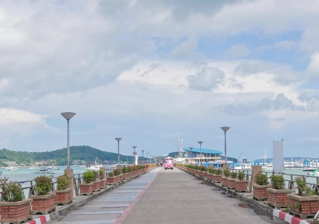 Anda Orange Pier Guesthouse - photo 25