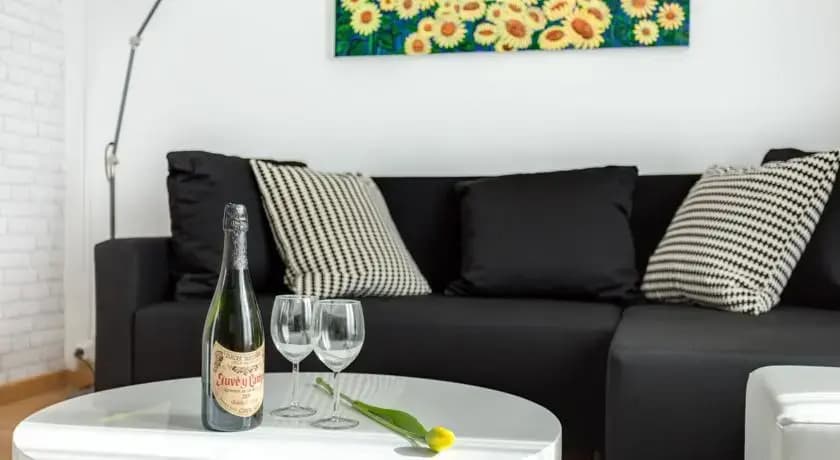 Flat In Barcelona - photo 2