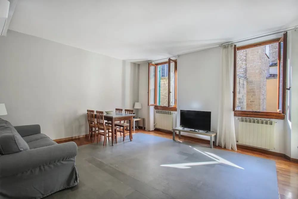 Two Bedroom Aparment - photo 1