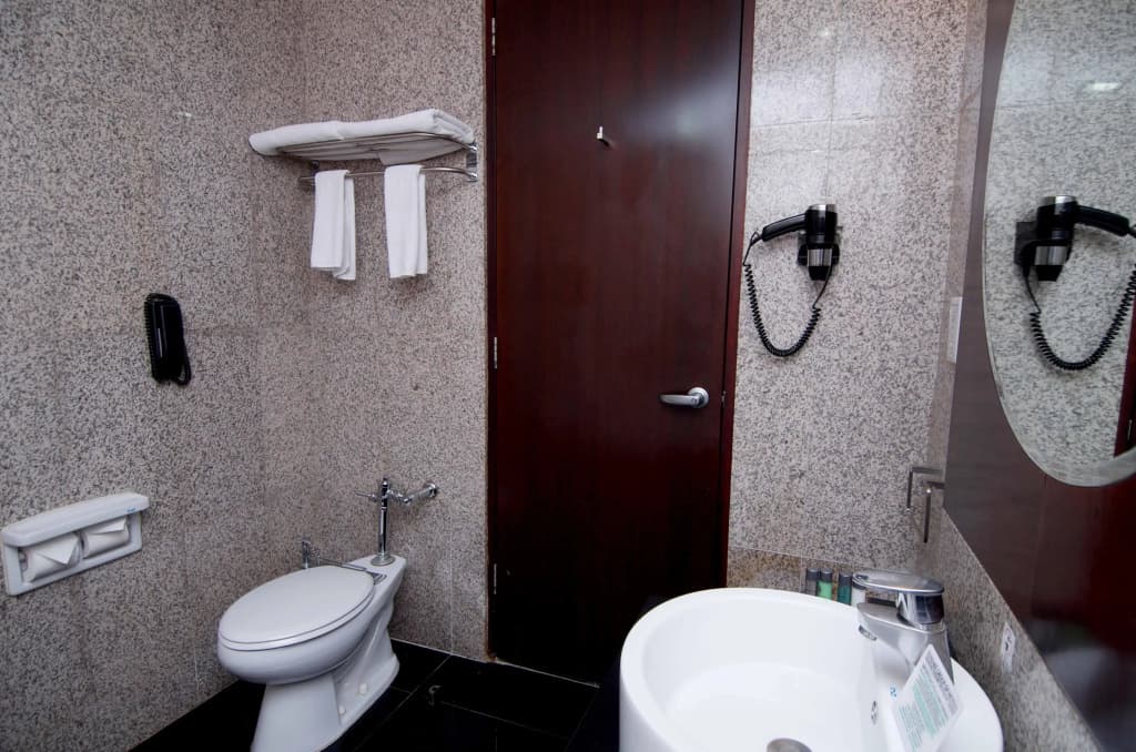 Manhattan Hotel Jakarta - photo 8