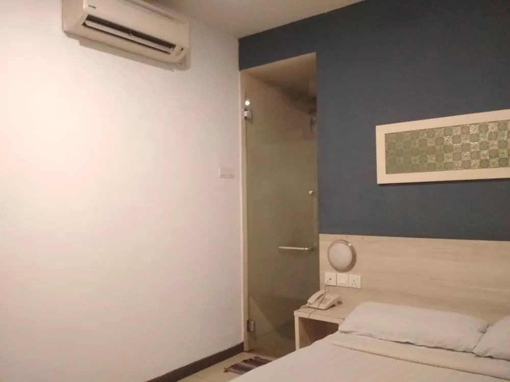 OYO 89903 MS City Hotel - photo 4