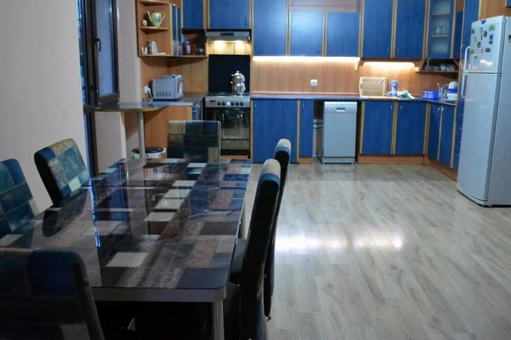 Ms Jackson Guesthouse Hostel - photo 11