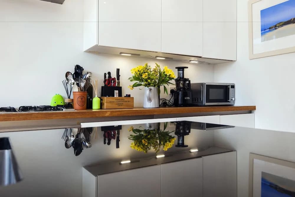 Enchanting Southfields Home by King George's Park - photo 16