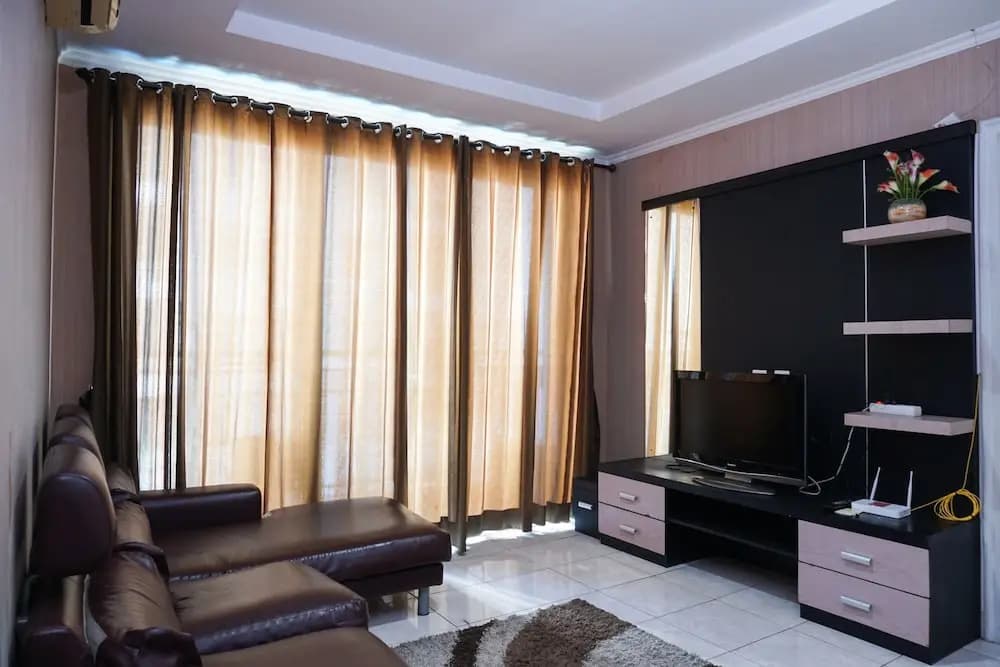 Spacious 3BR MOI Apartment Kelapa Gading - photo 2