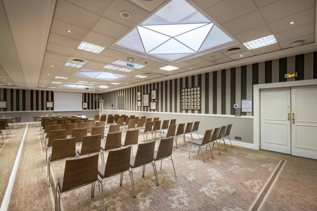Holiday Inn Nice by IHG - photo 41