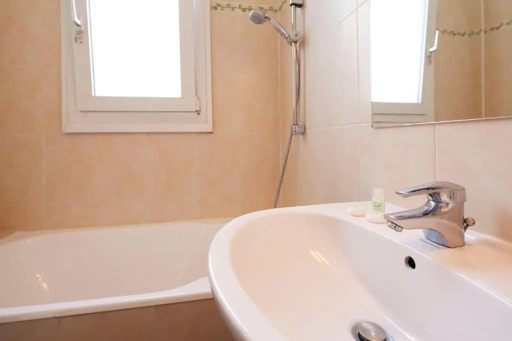 Pacific Hotel Fondary - photo 7