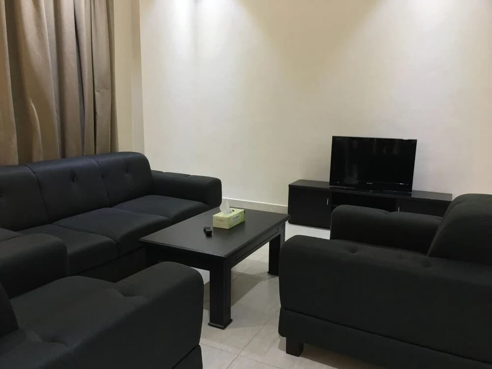 Universal Suites Hotel Apartment - photo 2