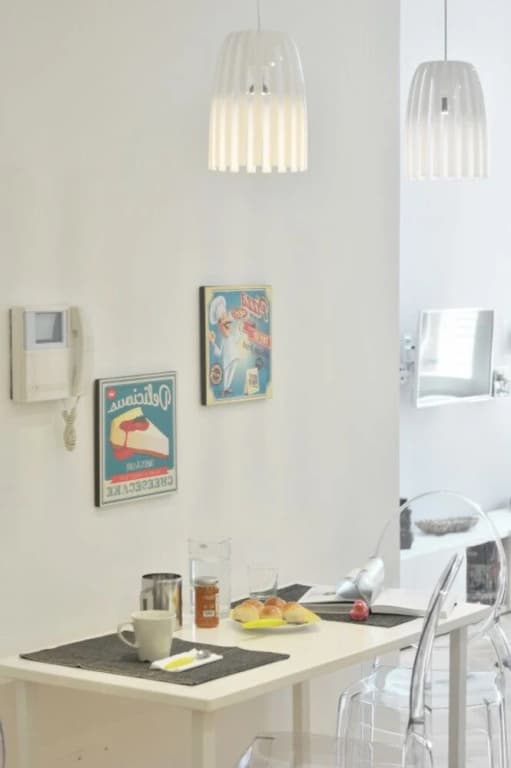 Modern & Central 1bed Flat in Amazing Location! - photo 13