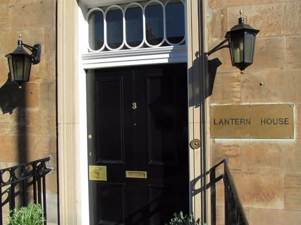 Lantern Guest House - photo 17