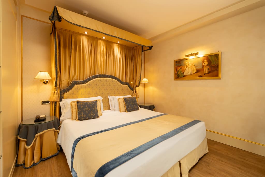 Hotel A LA Commedia - photo 29