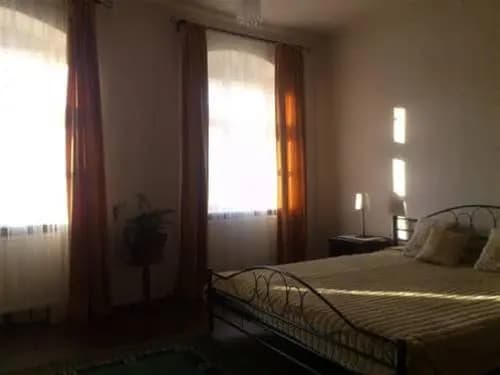 Castle Court Apartman - photo 3