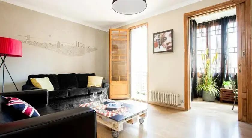 Casa Pasqual Amorós Barcelona - photo 1